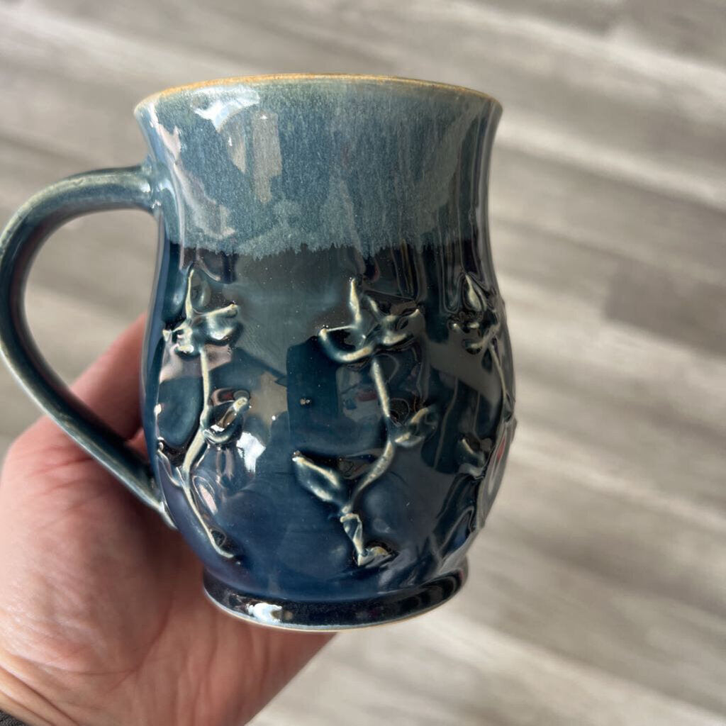 Blue flower mug