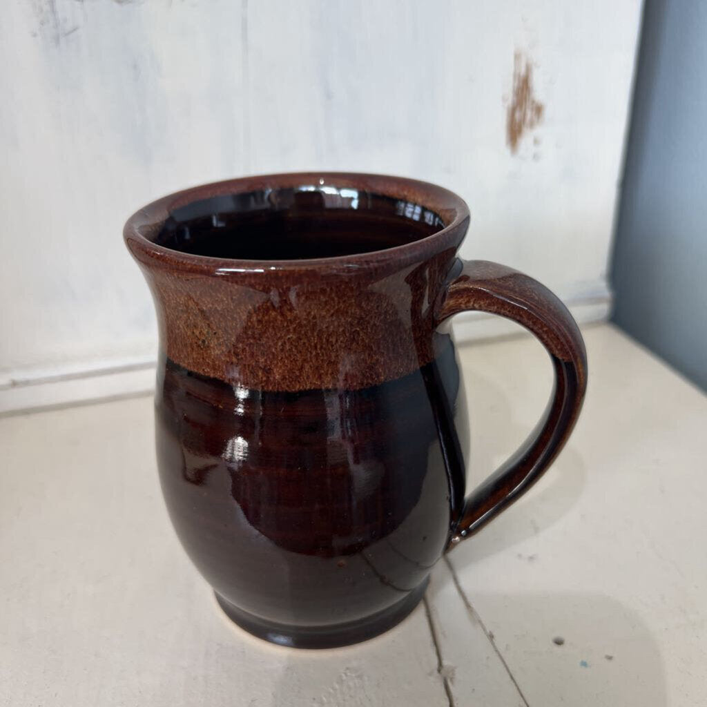 Brown mug, 2 tone