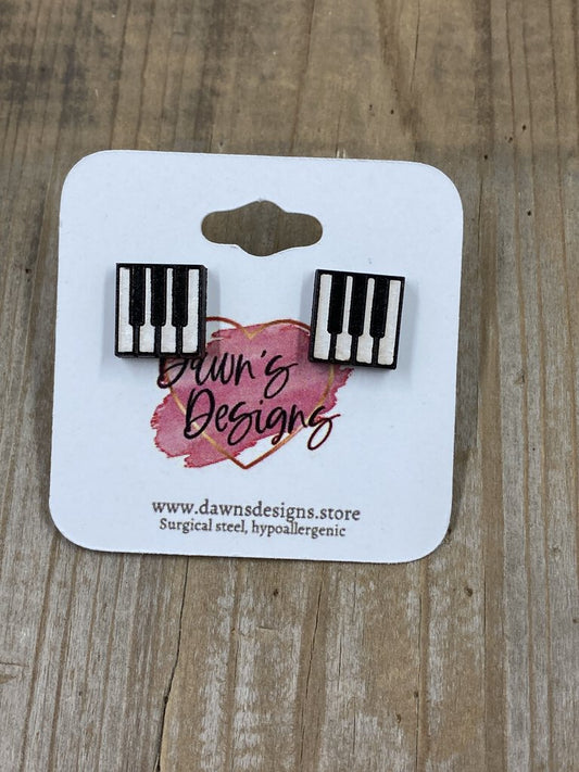Piano Keys Stud