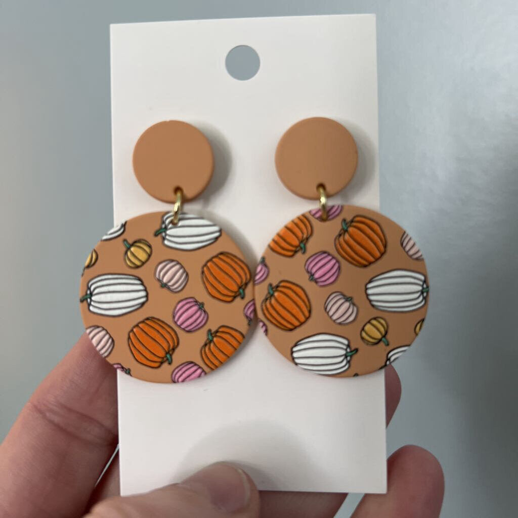 Earrings - terra cotta w pumpkins