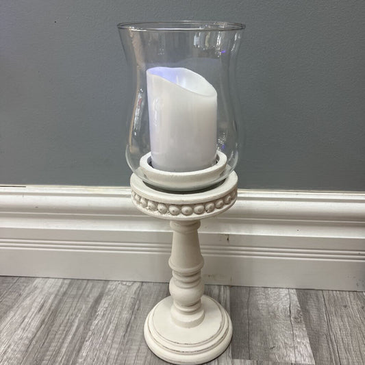 Candle pillar all white